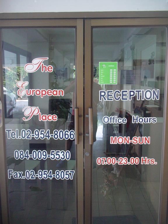 The European Place Bangkok Esterno foto