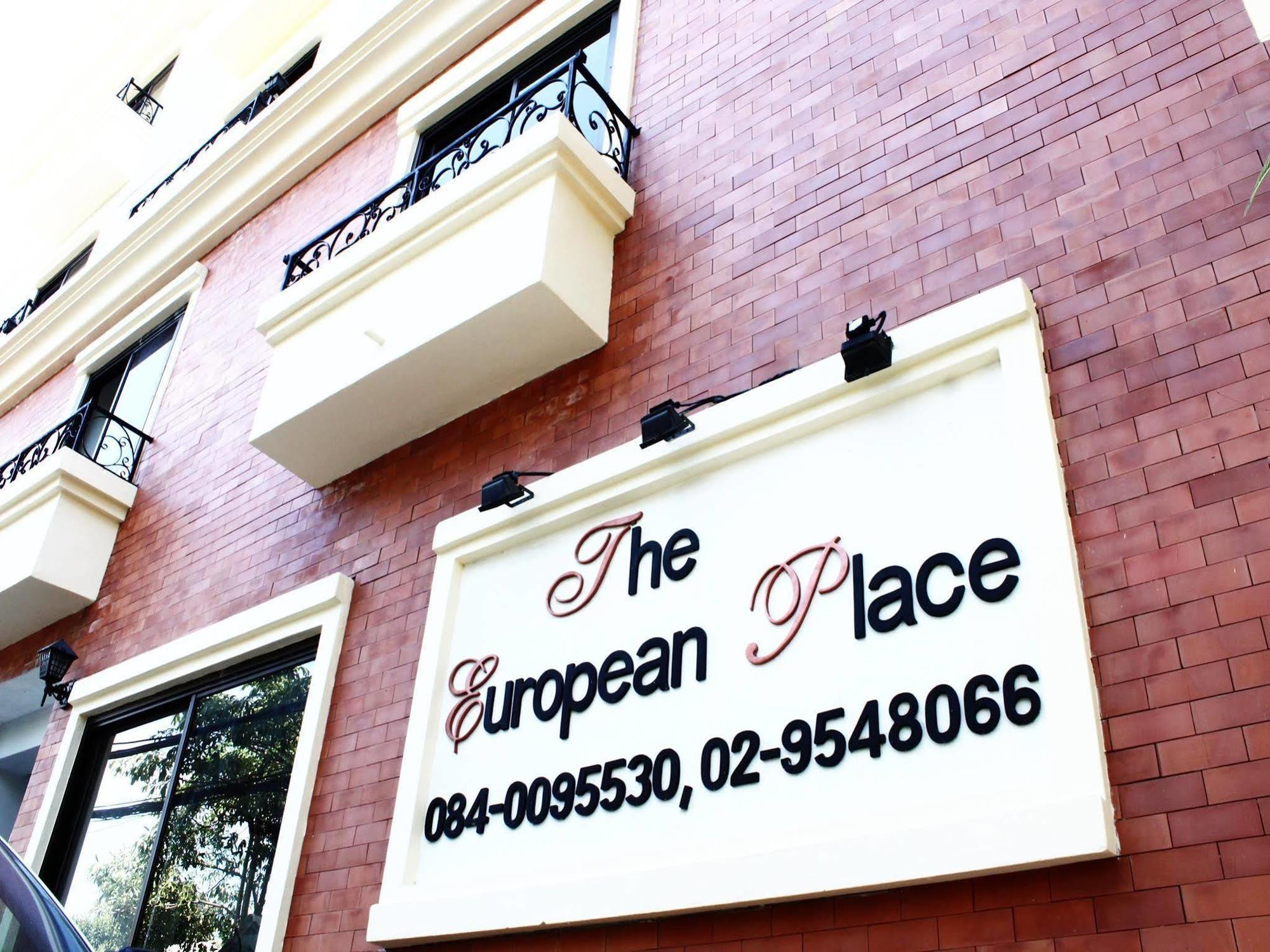 The European Place Bangkok Esterno foto